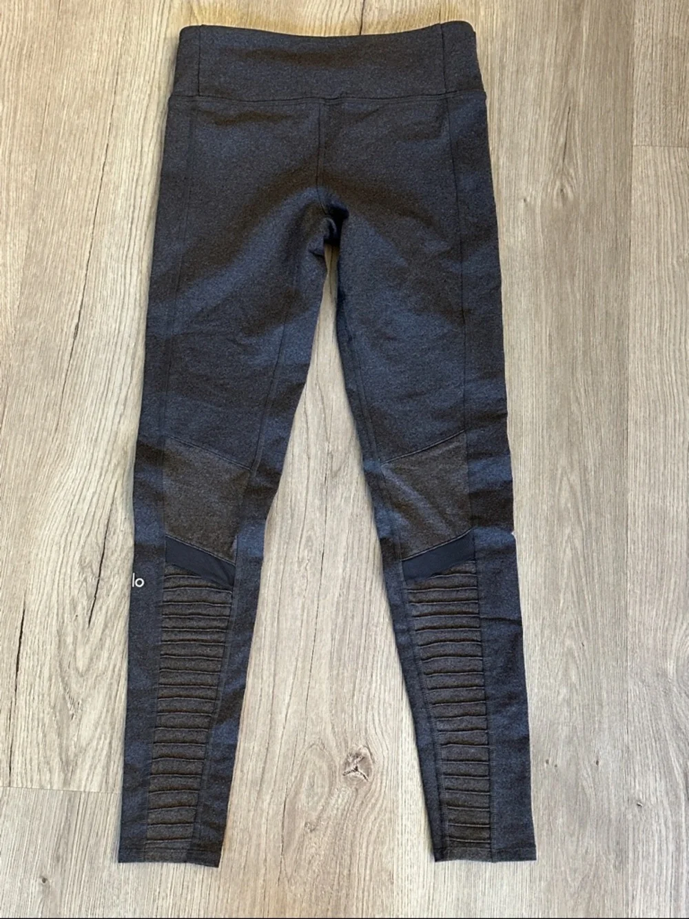 ALO Yoga Gray High-Waist Moto Leggings - Picture 6 of 10